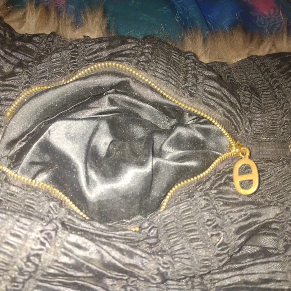 ❤️Vintage CHRISTIAN DIOR Fur Hand Warmer Plus Zip Compartment - Picture 5 of 8